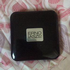 Erno laszlo highlighter